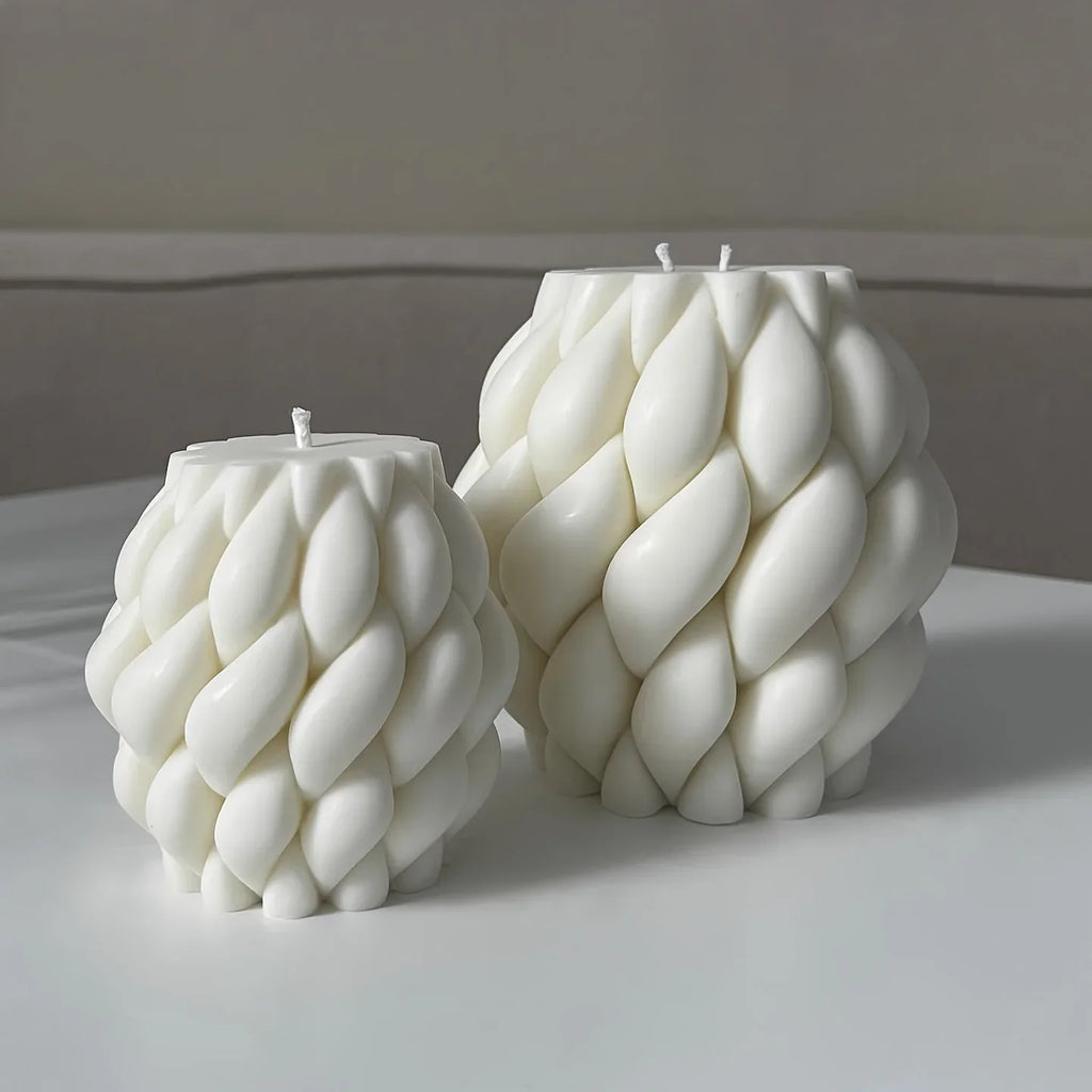 1-Pack Geometric Wave Twisted Silicone Candle Mold – Abstract Striped Column for DIY Scented Candles