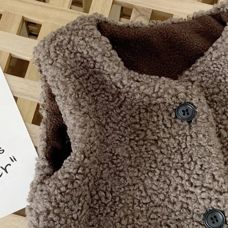 Kids Faux Lamb Wool Vest – Plush V-Neck Sleeveless Coat for Boys & Girls, Warm Autumn Winter Waistcoat