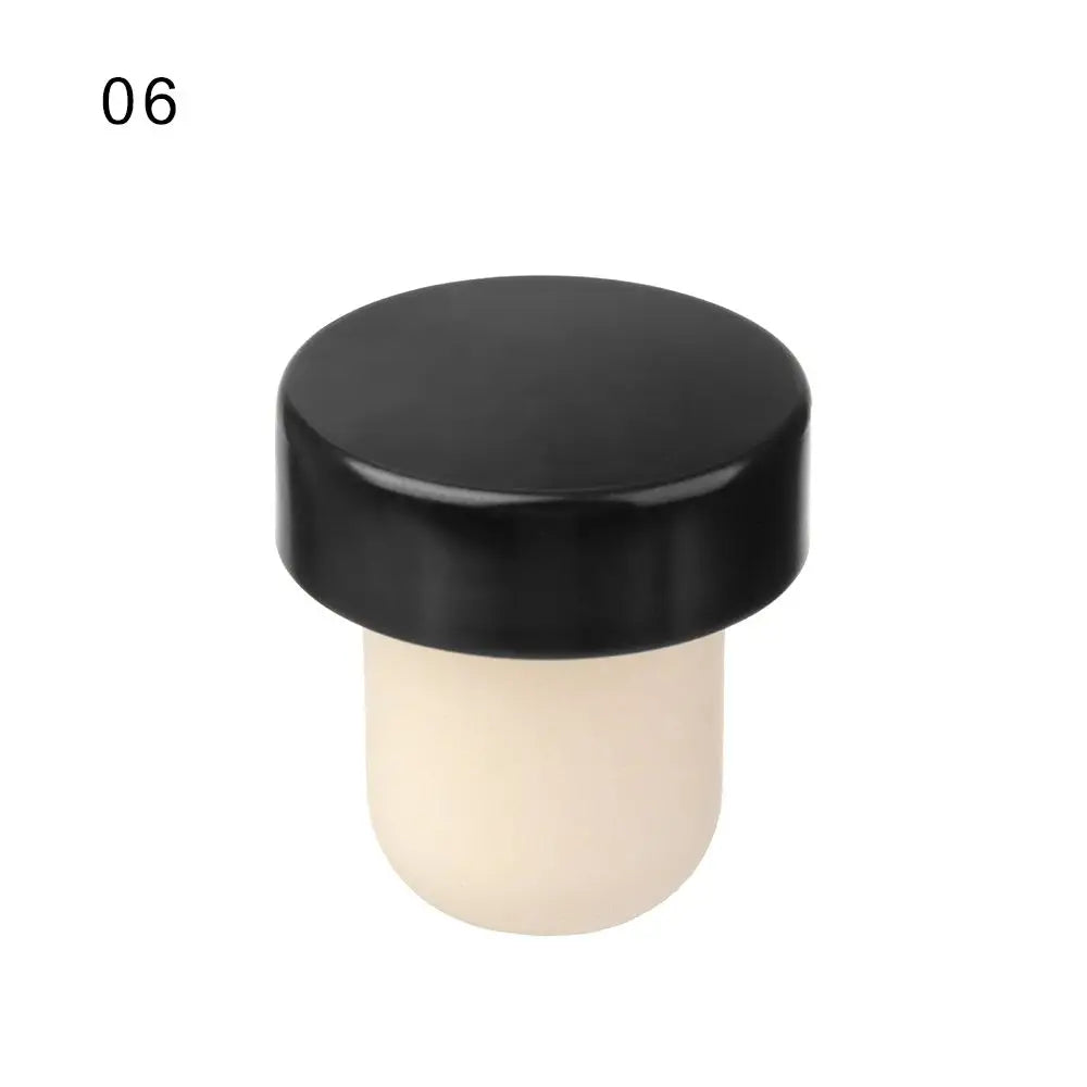 Silicone Wine & Champagne Bottle Stopper Vacuum Sealer Plug for Wine, Beer, Bar & Kitchen (6 x 6 x 3.5 cm / 2.36 x 2.36 x 1.38 in)