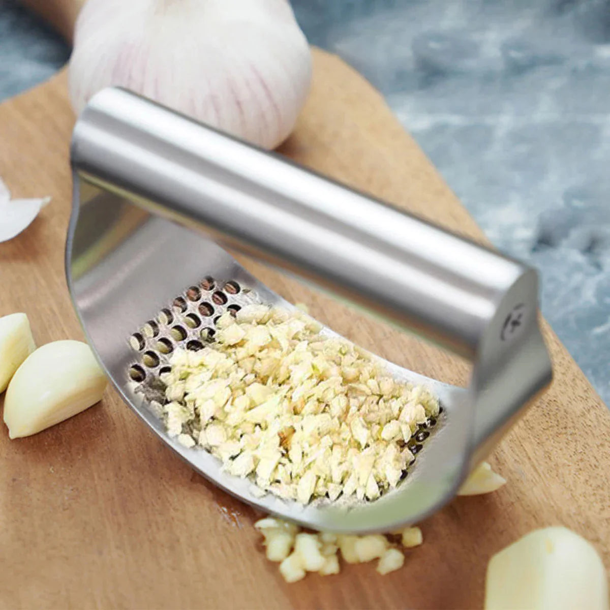 Manual Stainless Steel Garlic Press - Ginger Crusher & Mincer for Kitchen