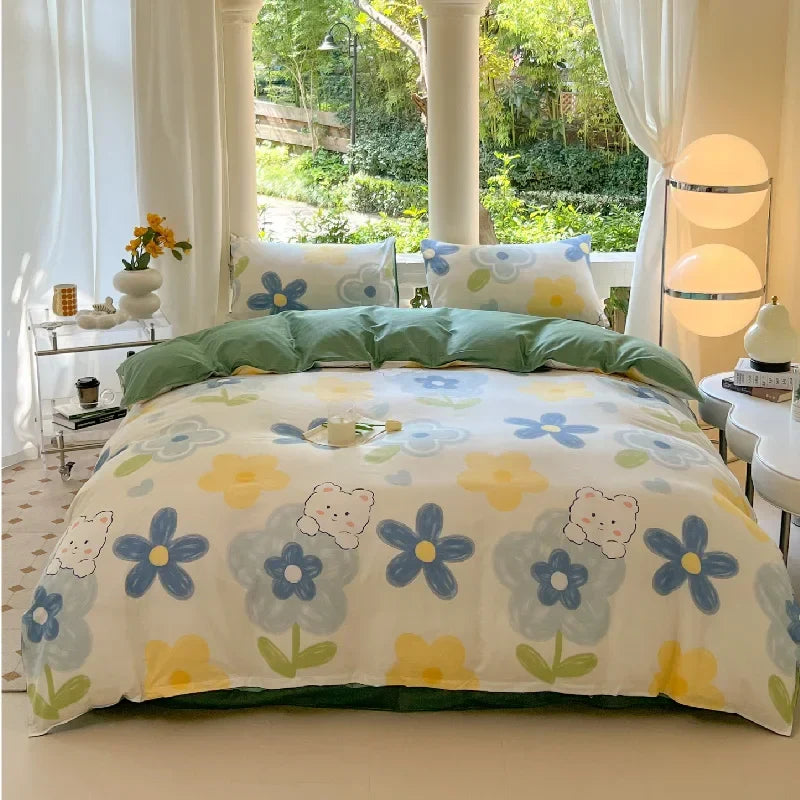 Kawaii Bear Floral Duvet Cover Bedding Set – 3PC/4PC Duvet Cover, Bed Sheet & Pillowcases | Full Queen King (Multiple Sizes)