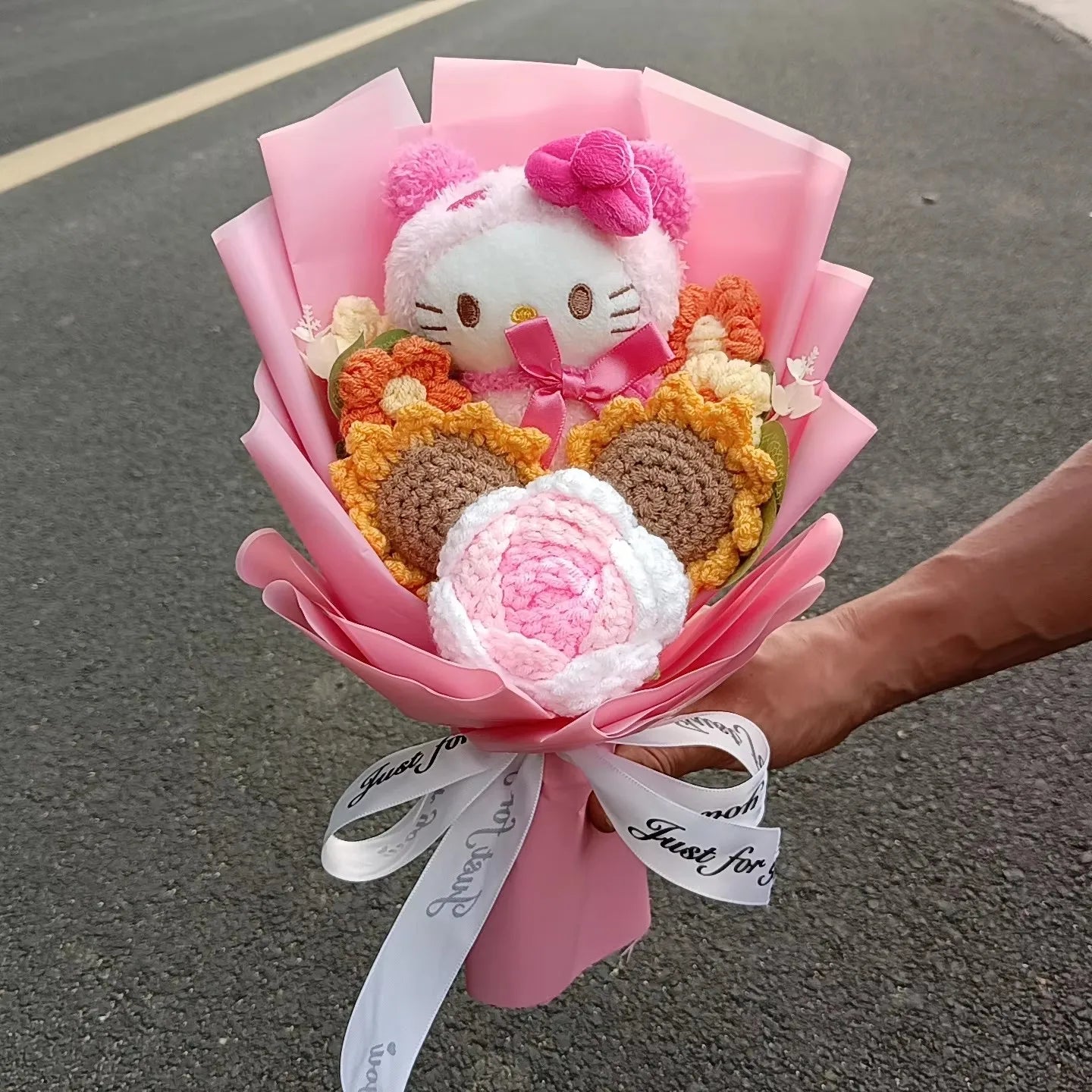 Kawaii Cat Plush Bouquet with Soap Rose Flowers — Cute Valentine's Day, Birthday & Graduation Gift