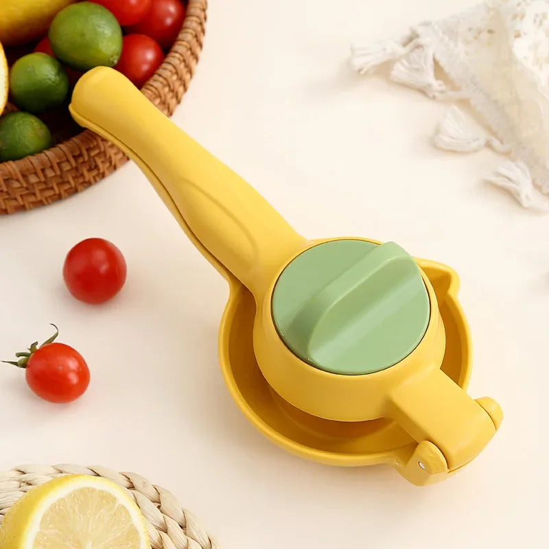 Handheld Citrus Juicer Lemon Lime Squeezer Manual Orange and Lemon Press for Maximum Juice Extraction
