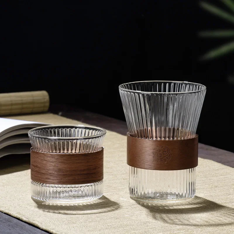 Japanese-Style Glass Coffee Mug with Walnut Sleeve – Kawaii Transparent Tea & Beer Cup