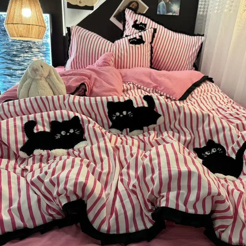 Korean Style Green Stripe Black Cat Embroidered Washed-Effect Polyester Duvet Cover Set 4-Piece Cute Cartoon Bed Linen