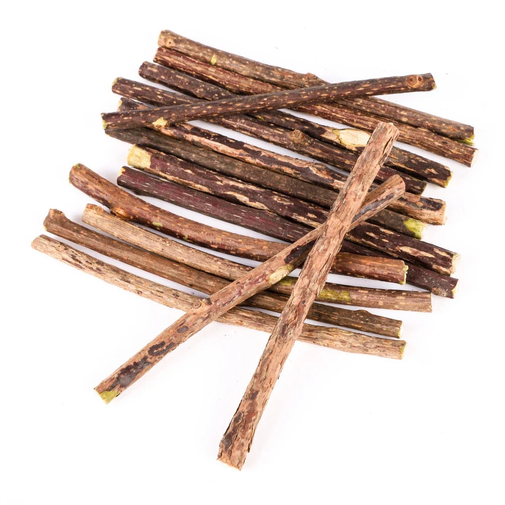 Silvervine Cat Chew Sticks – Natural Wood Polygonum Catnip Molar Chew Toys for Cats & Kittens, 10/15/20-Pack