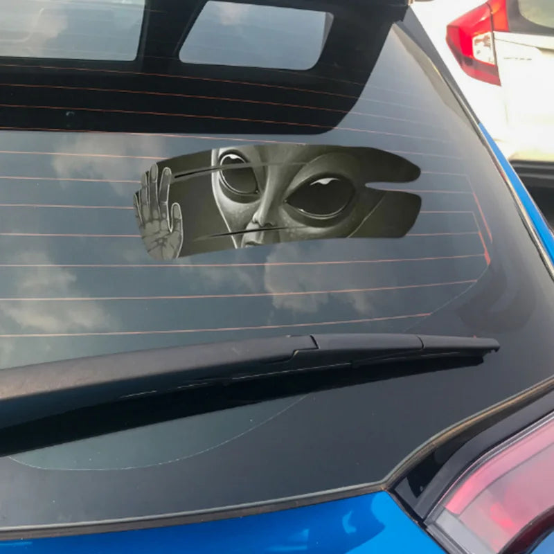 3D Alien Cracked Car Vinyl Sticker Decal Self-Adhesive Scratch Cover — 11.8 x 7.87 cm (4.65 x 3.10 in)