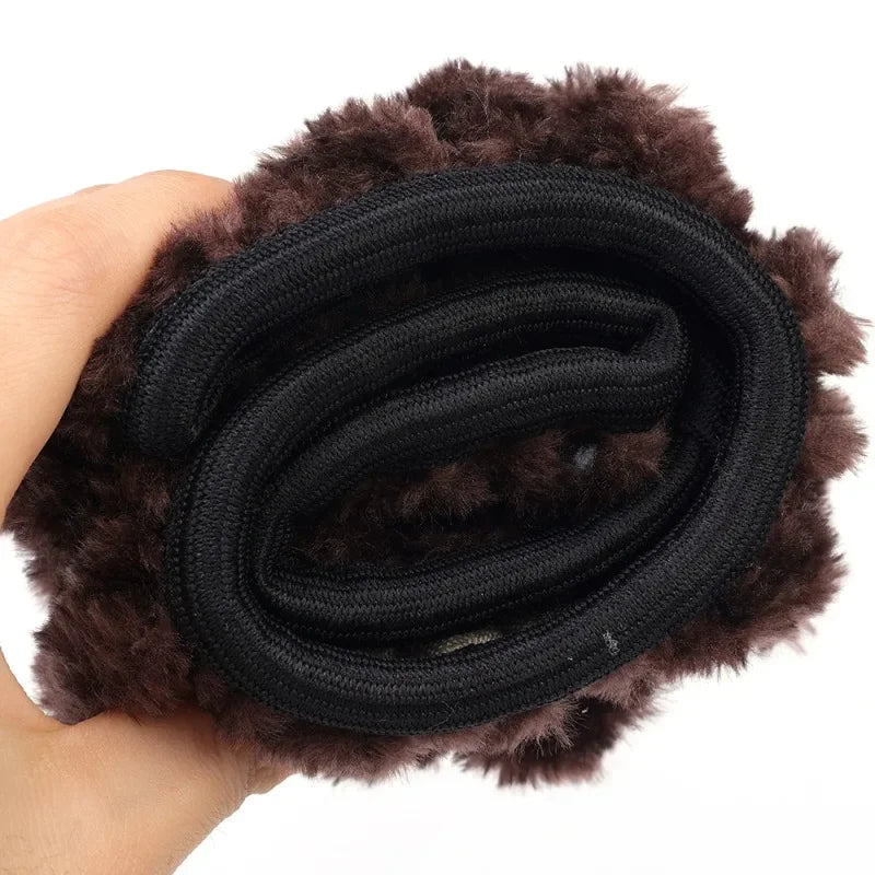 Plush Steering Wheel Cover 38 cm (15 in) Thick Winter Warm Non-Slip Soft Universal Fit for Most Cars
