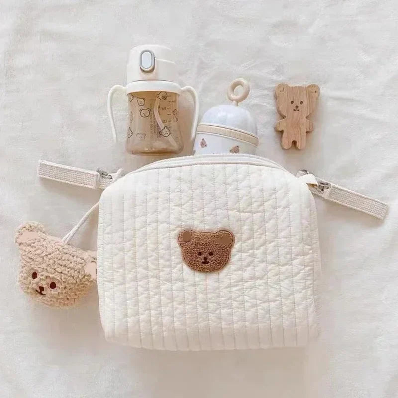 Quilted Stroller Organizer Bag – Portable Hanging Diaper Caddy with Embroidered Detail, Compact (9.8 x 6.3 x 3.1 in / 25 x 16 x 8 cm)