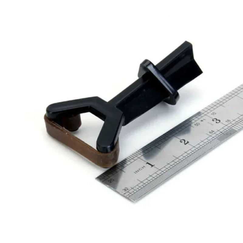 Pool Cue Tip Clamp Repair Tool – Plastic Glue-On Tip Fastener for Billiards & Snooker (90 x 45 mm / 3.5 x 1.8 in)