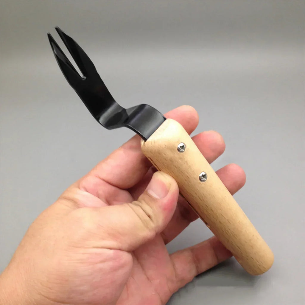 Handheld Dandelion Puller & Garden Fork – Carbon Steel Weeder with Wooden Handle for Lawn Care