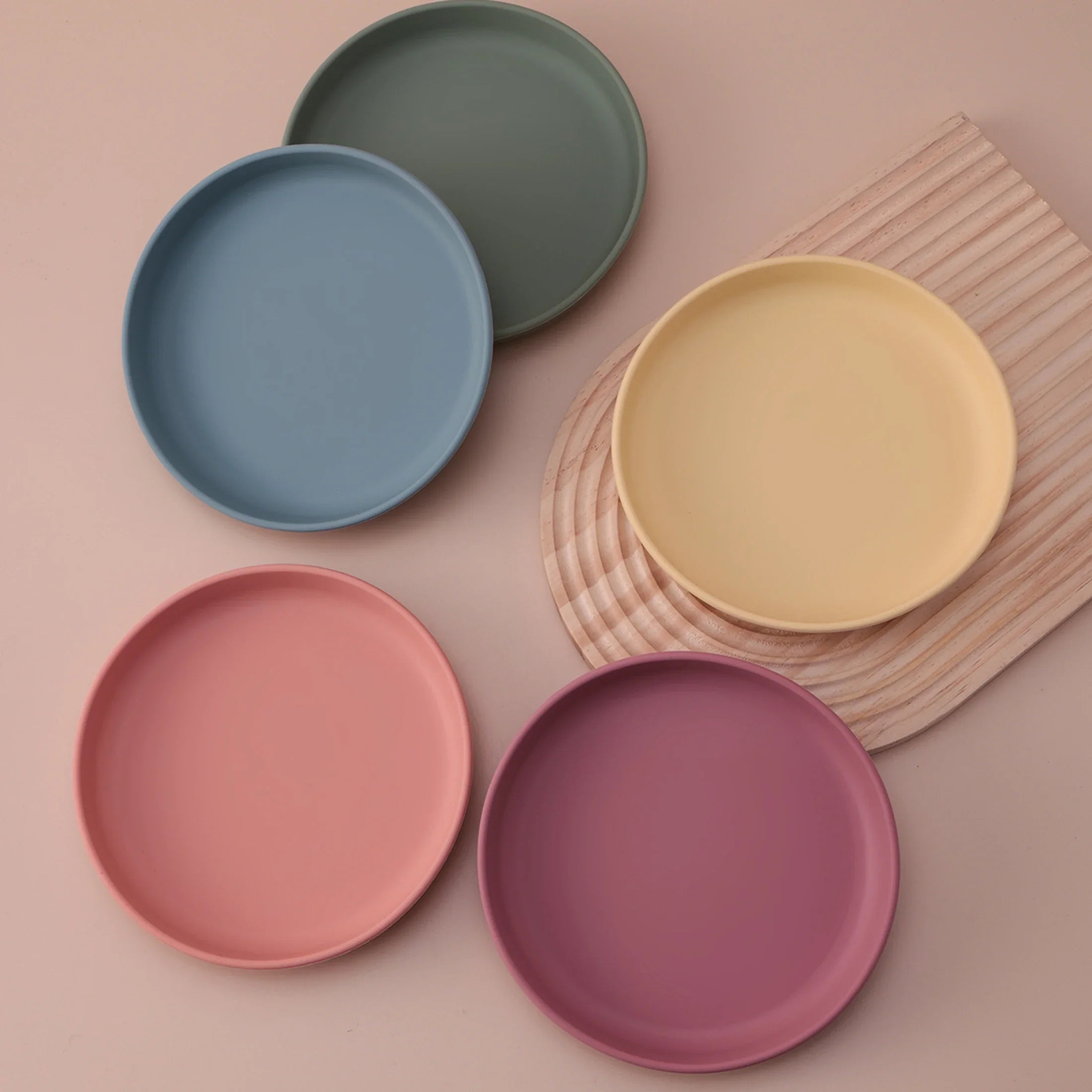 Food-Grade Silicone Baby Plate with Suction Base — Anti-Slip BPA-Free Toddler Feeding Bowl