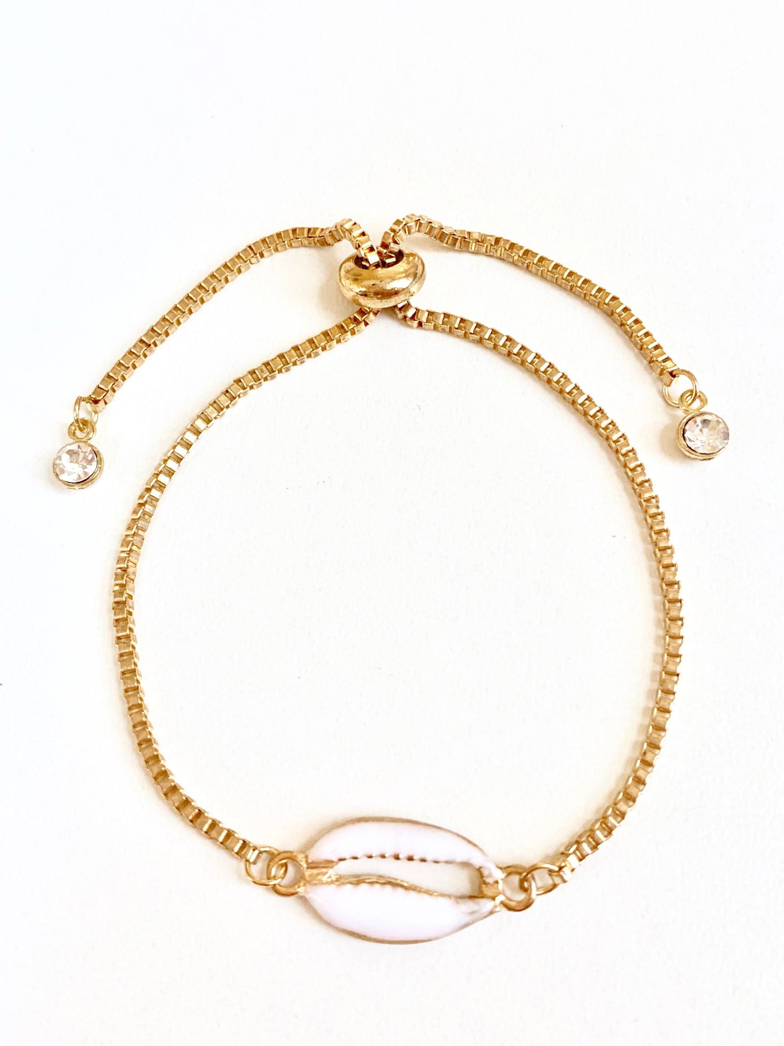 Seashell Bracelet with Adjustable Spring Closure