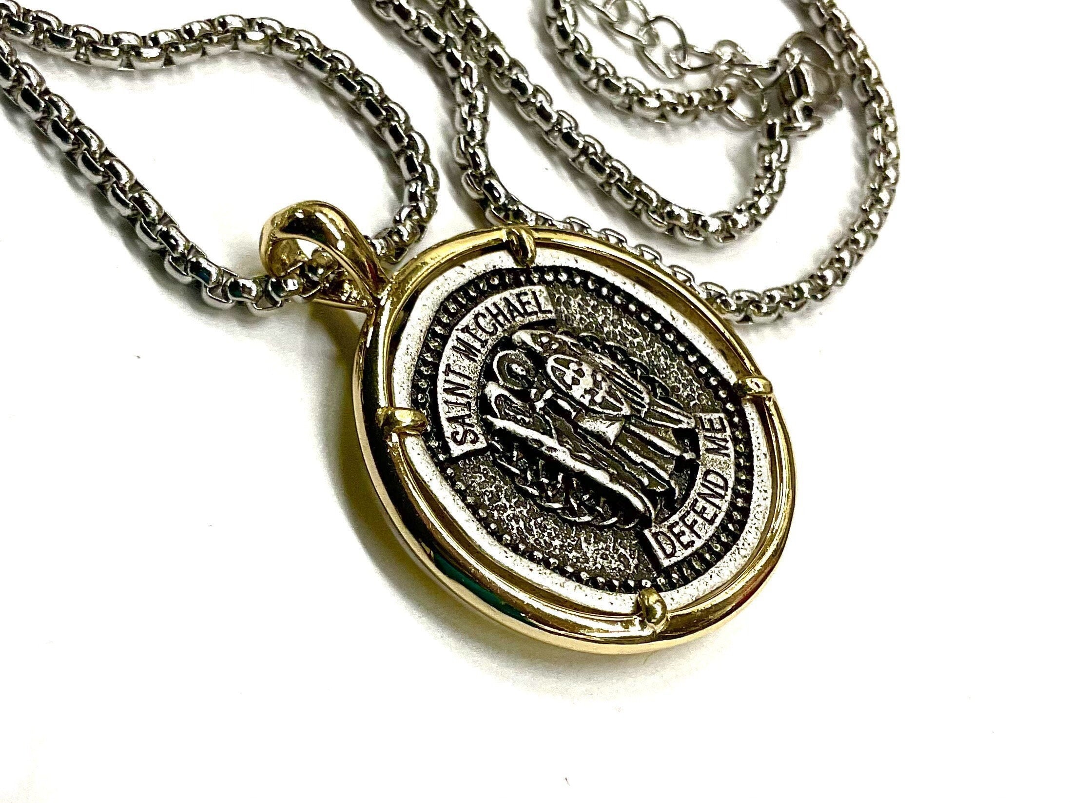 Saint Michael DEFEND ME medal Silver St Michaels Medallion Stainless Steel Chain Patron Saint Police Officers Soldiers