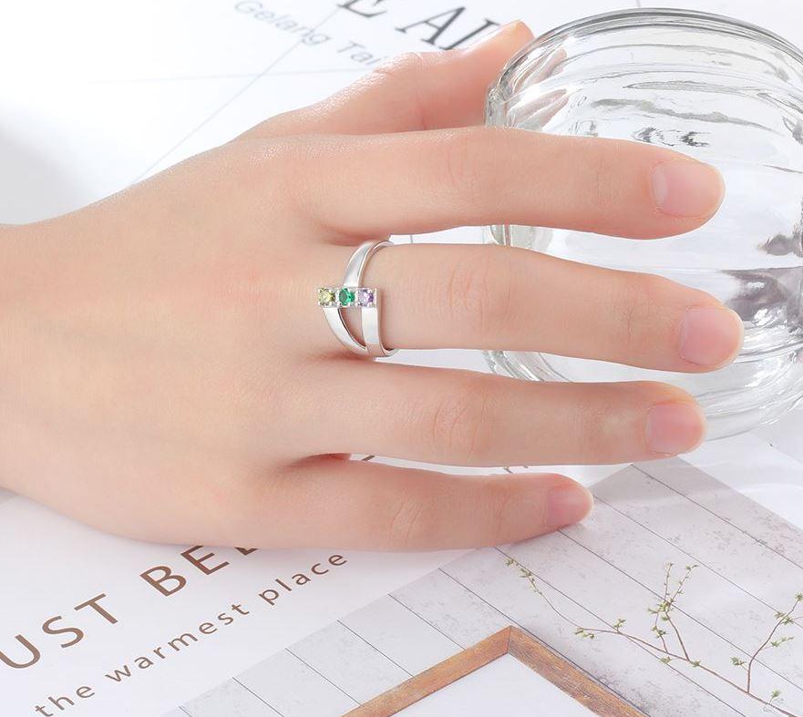 3 Birthstone Stacked Ribbon Band Mother's Ring 3 Names