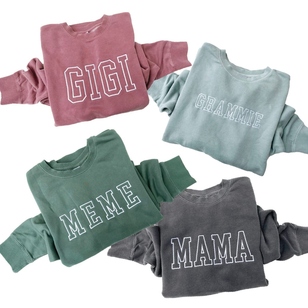 Embroidered PIGMENT Crewneck - OUTLINE NAME