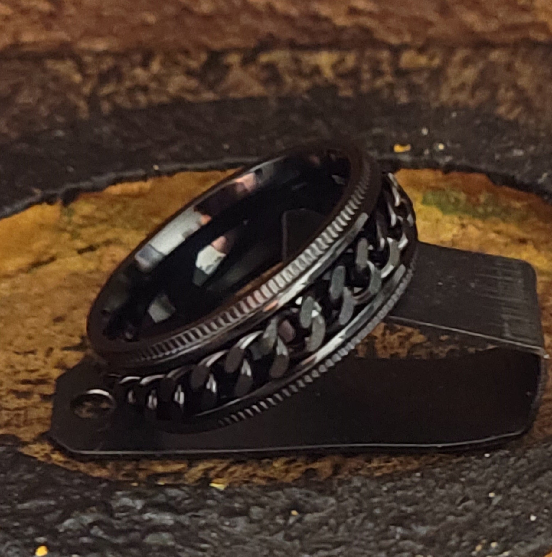 Personalized Men's Black Chain Spinner Ring - Engraved Handwriting Ring