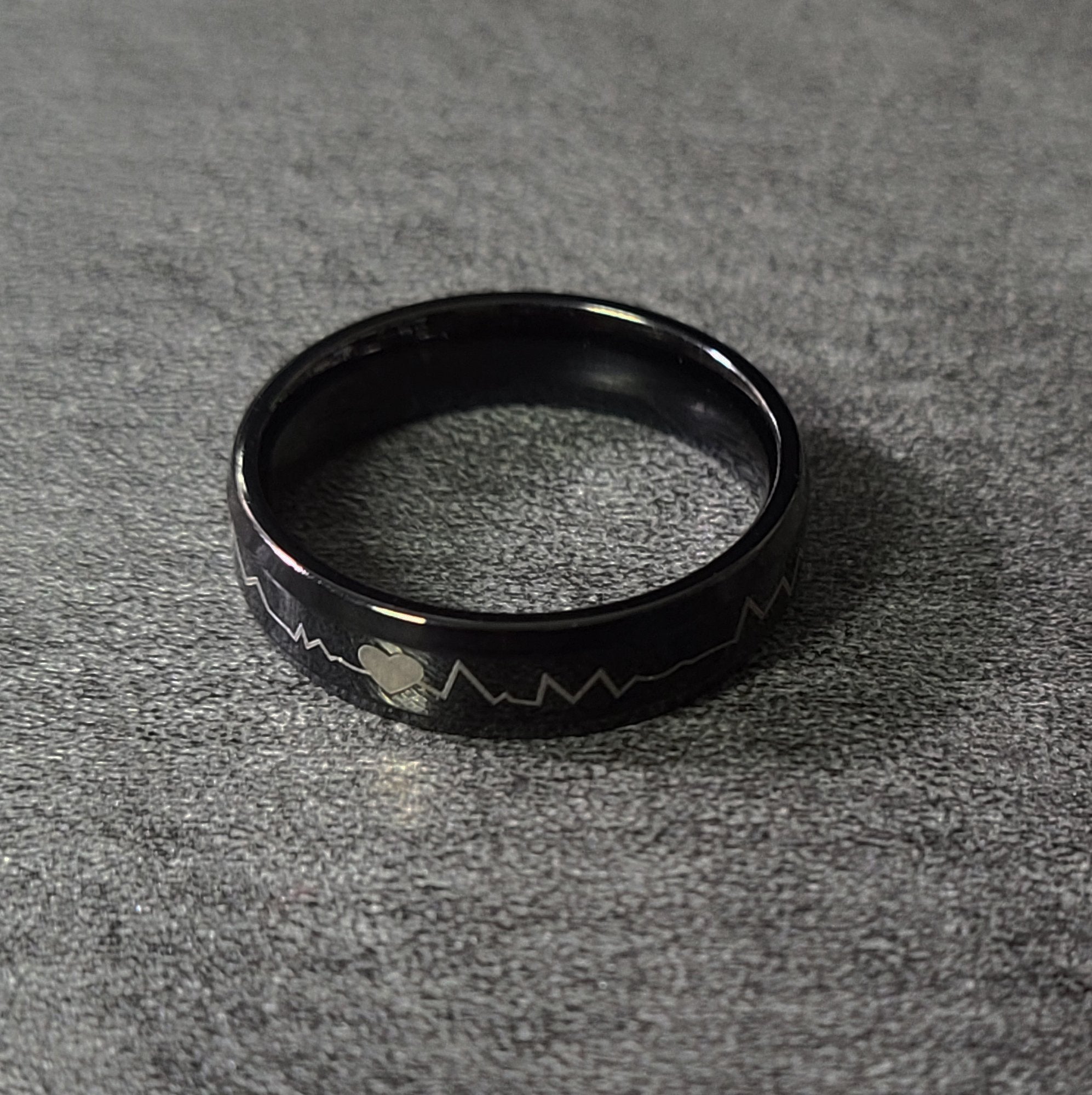 Personalized Men's Black Heartbeat Promise Ring - Engraved Handwriting Ring