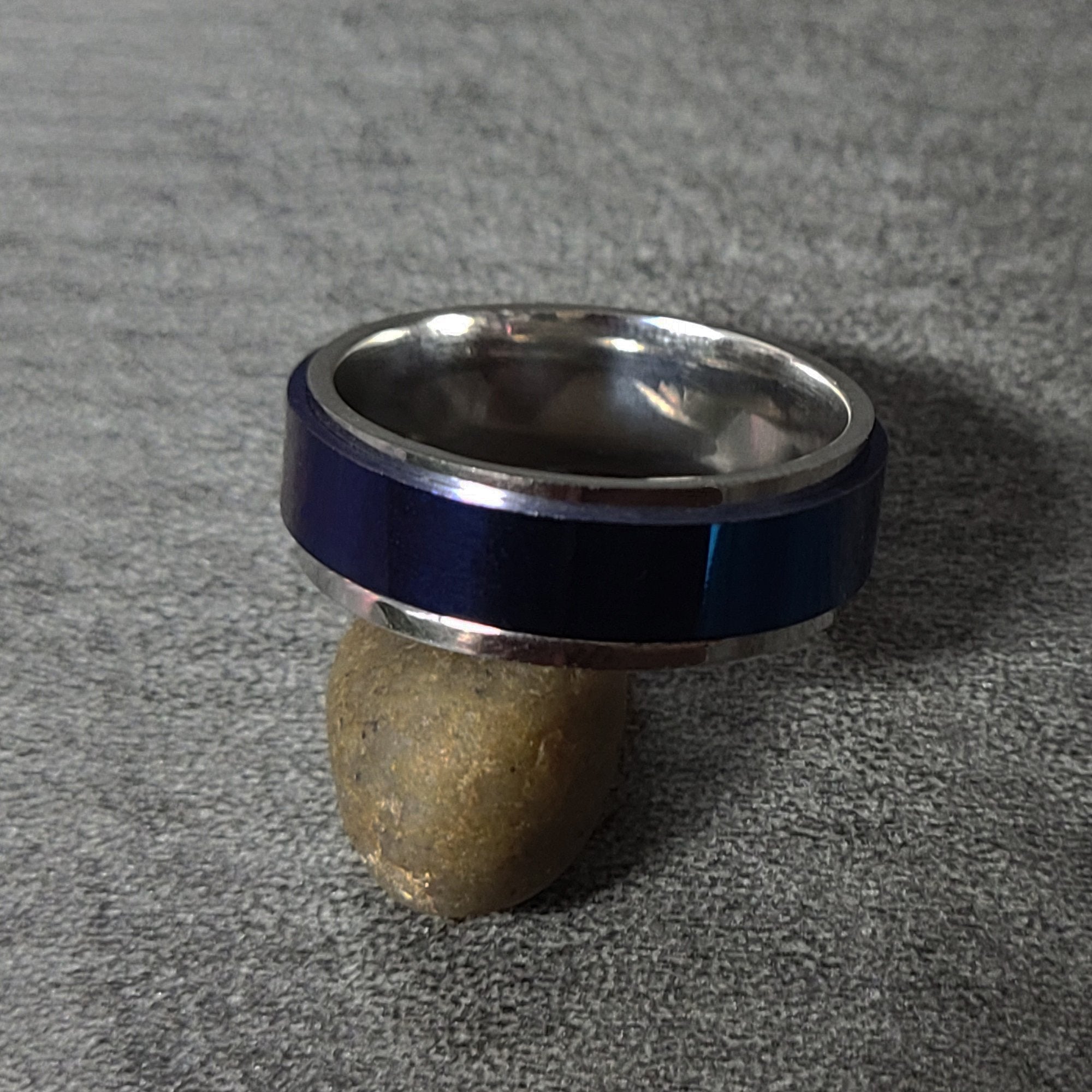 Personalized Men's Wedding Band - Silver and Blue Fidget Spinner Ring