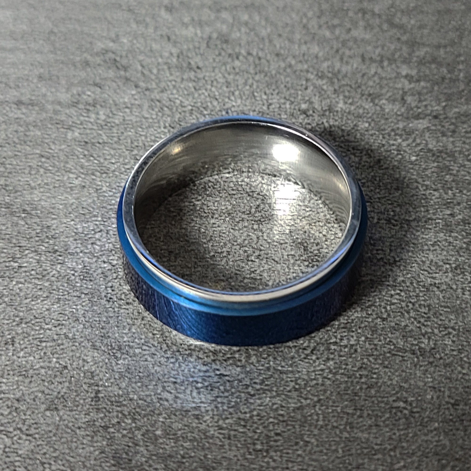 Personalized Men's Wedding Band - Silver and Blue Fidget Spinner Ring
